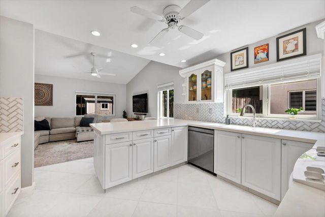 5 of 35 - 15541 Dover Court, Davie, FL