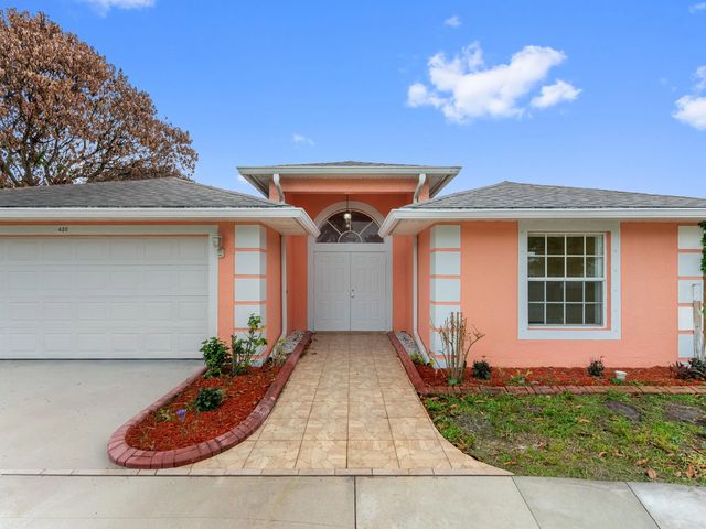2 of 38 - 430 Se Thanksgiving Avenue, Port St. Lucie, FL