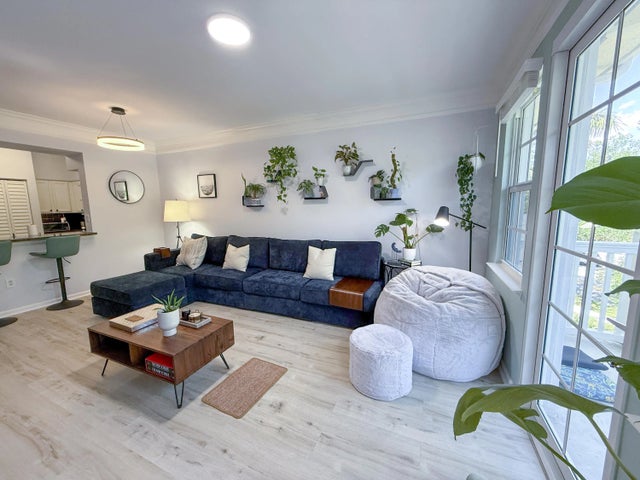 Photo of Listing #B26003353