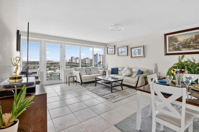2 of 44 - 3233 Ne 34th Street #1207, Fort Lauderdale, FL