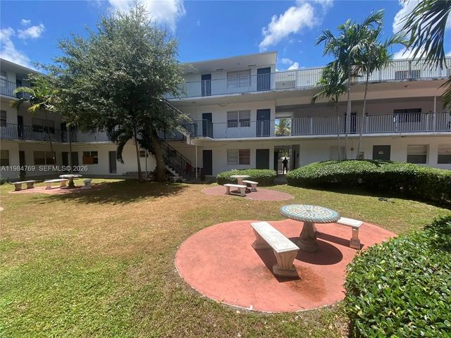 3 of 17 - 13700 Ne 6th Avenue #104, North Miami, FL