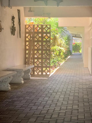 Photo of Listing #B26003644