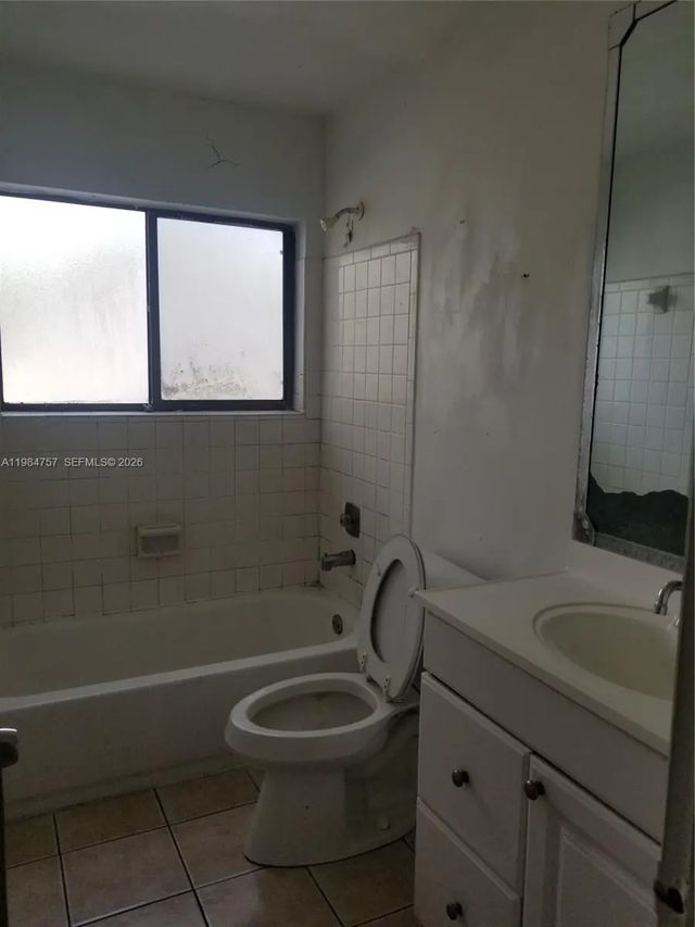 2 of 7 - 10886 Royal Palm Boulevard #10886, Coral Springs, FL