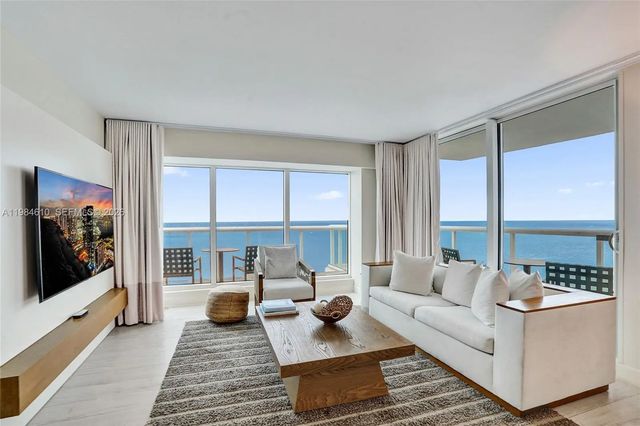 505 N Fort Lauderdale Beach Boulevard #2217, Fort Lauderdale