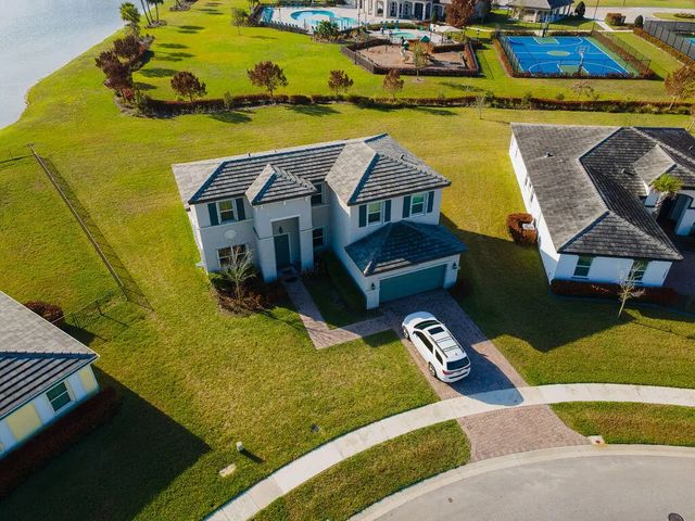 4 of 109 - 7206 Nw Farnsworth Circle, Port St. Lucie, FL