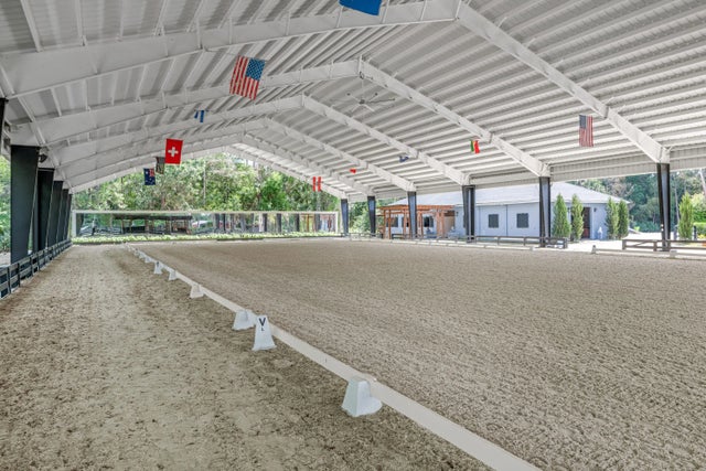 Photo of Listing #B26003504