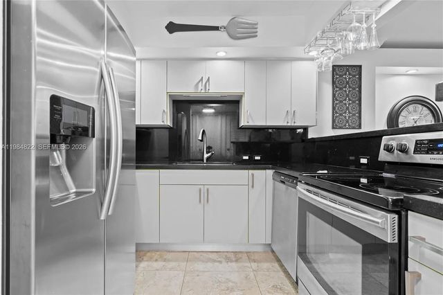 4 of 58 - 3675 N Country Club Drive #1907, Aventura, FL