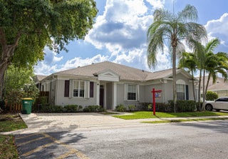 Photo of Listing #B26003544