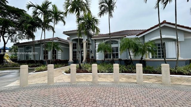 3 of 18 - 155 Nw 96th Terrace #2-201, Pembroke Pines, FL