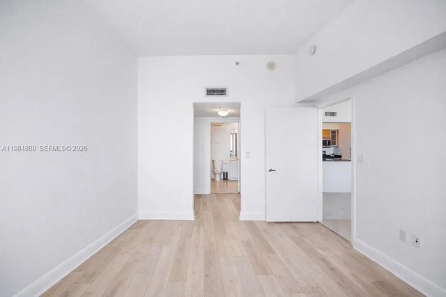 4 of 27 - 1750 N Bayshore Drive #3811, Miami, FL