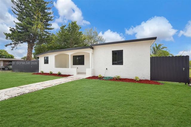 1830 Nw 135th Street, Miami