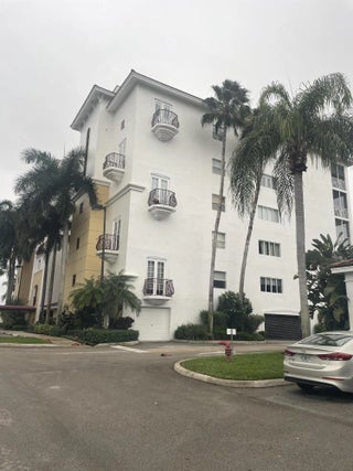 Photo of Listing #B26003623