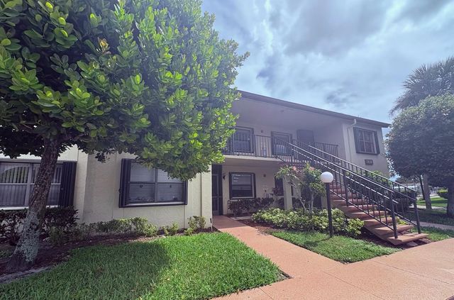 2 of 22 - 7831 Willow Spring Drive #526, Lake Worth, FL
