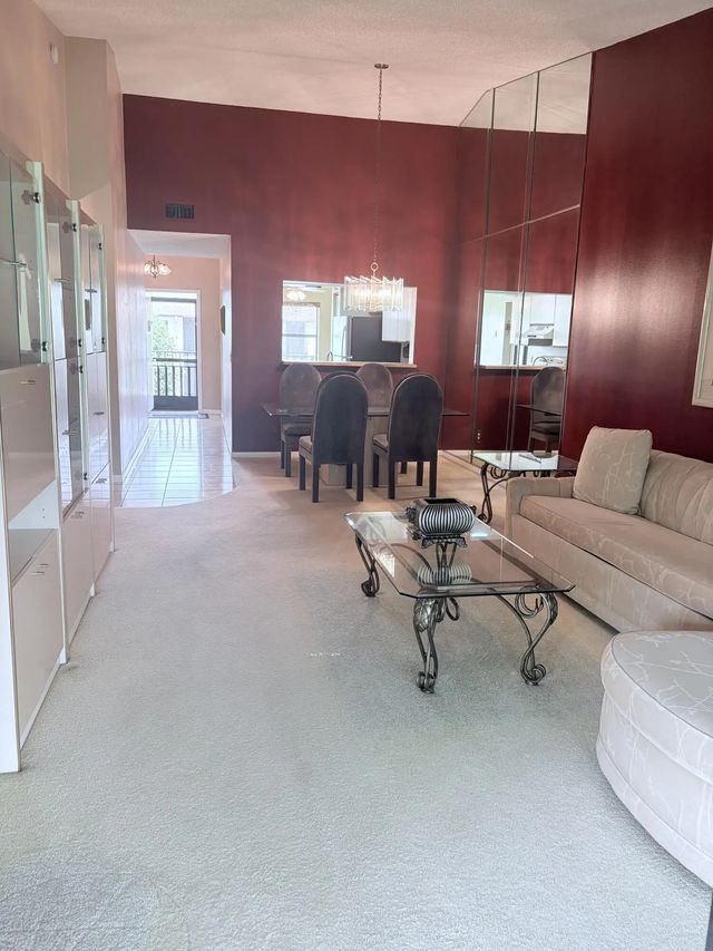 5 of 22 - 7831 Willow Spring Drive #526, Lake Worth, FL