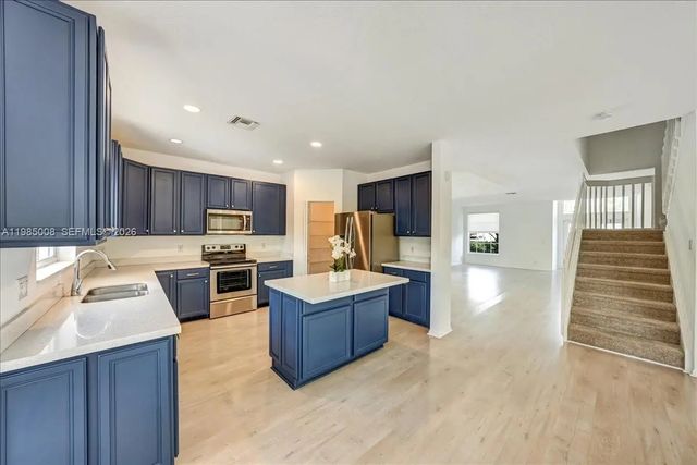 3 of 47 - 4202 Bahia Isle Circle, Wellington, FL