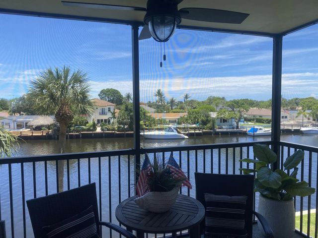 18 Royal Palm Way #306, Boca Raton