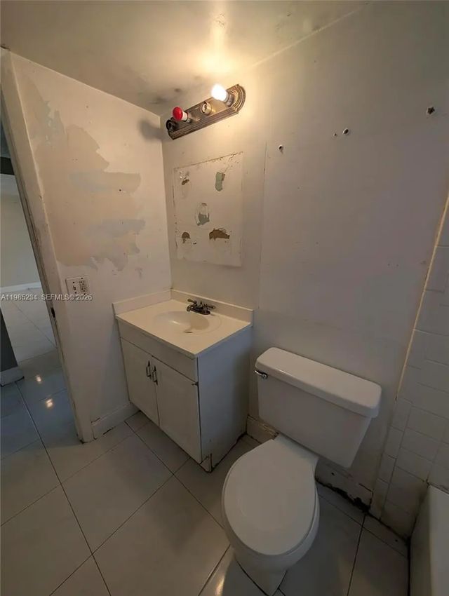 4 of 12 - 3720 N Pine Island Road #136, Sunrise, FL