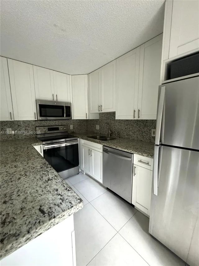3 of 13 - 716 Nw 98th Way, Plantation, FL