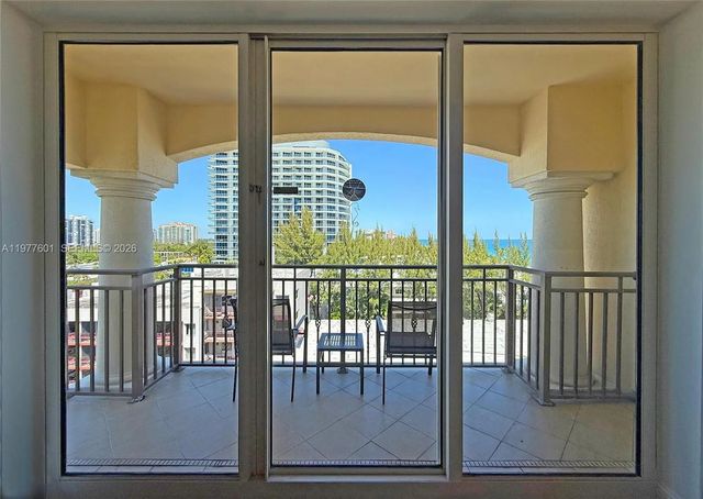 2 of 27 - 601 N Fort Lauderdale Beach Boulevard #712, Fort Lauderdale, FL