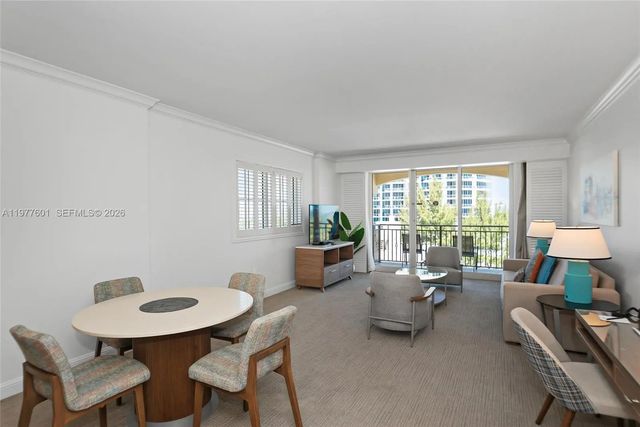 4 of 27 - 601 N Fort Lauderdale Beach Boulevard #712, Fort Lauderdale, FL