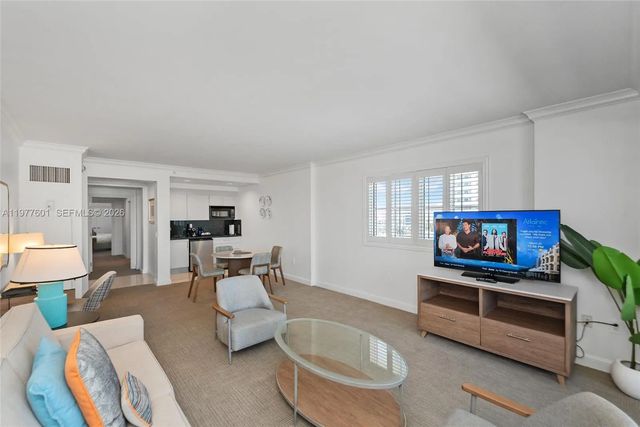 5 of 27 - 601 N Fort Lauderdale Beach Boulevard #712, Fort Lauderdale, FL