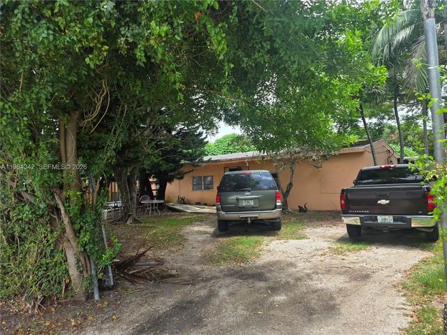 2 of 23 - 20601 Sw 194th Avenue, Miami, FL