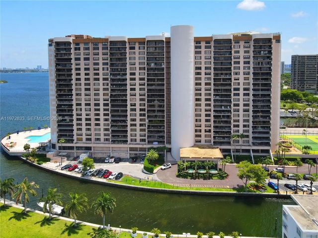 1800 Ne 114th Street #711, Miami