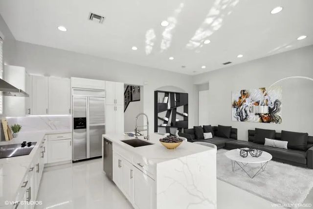 4 of 37 - 9648 Ginger Court, Parkland, FL