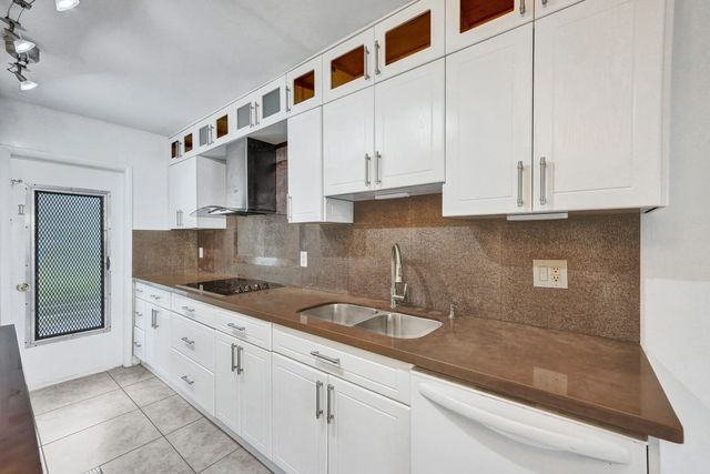 4 of 29 - 600 Se 2nd Avenue #k2, Deerfield Beach, FL