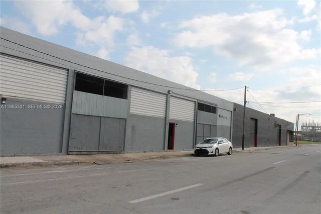 2 of 17 - 611 Nw 11th Street, Miami, FL