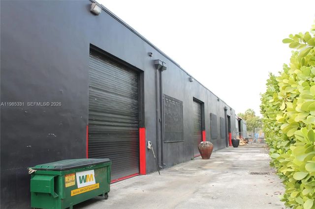5 of 17 - 611 Nw 11th Street, Miami, FL