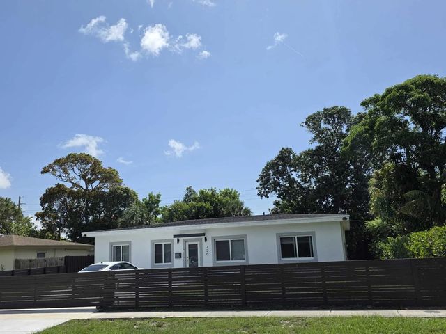 3 of 59 - 730 Alabama Avenue, Fort Lauderdale, FL