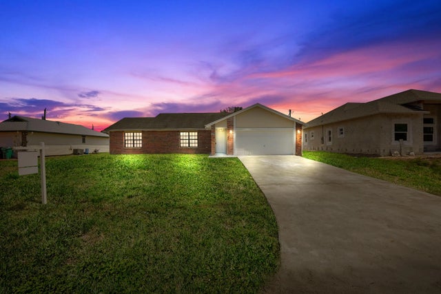 Photo of Listing #B26007498