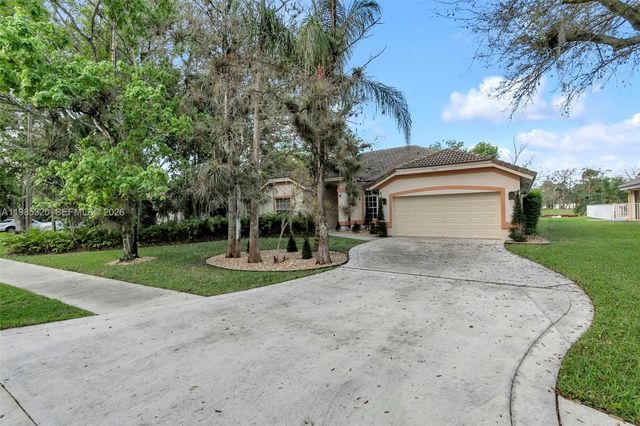 4927 Nw 67th Avenue, Lauderhill
