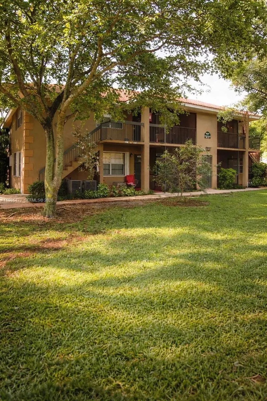 10480 Nw 8th Street #201, Pembroke Pines