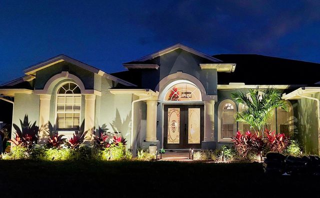 2 of 44 - 1887 Sw Hilola Lane, Port St. Lucie, FL