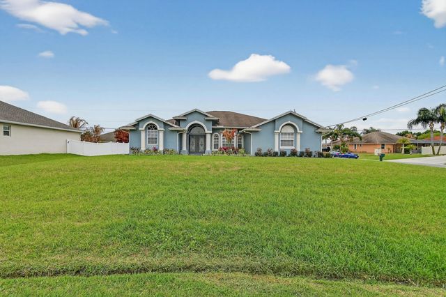 4 of 44 - 1887 Sw Hilola Lane, Port St. Lucie, FL
