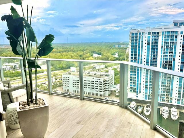17111 Biscayne Boulevard #2305, North Miami Beach