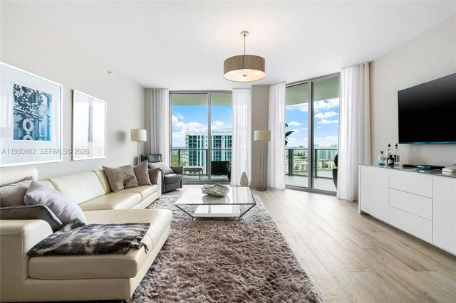 5 of 82 - 17111 Biscayne Boulevard #2305, North Miami Beach, FL