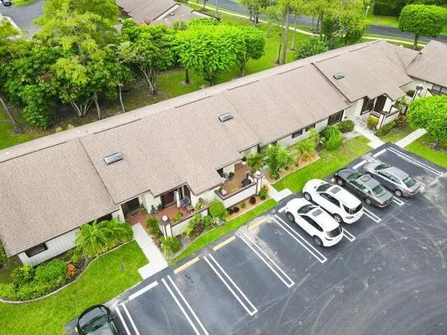 3 of 17 - 499 E Iron Forge Court, Royal Palm Beach, FL