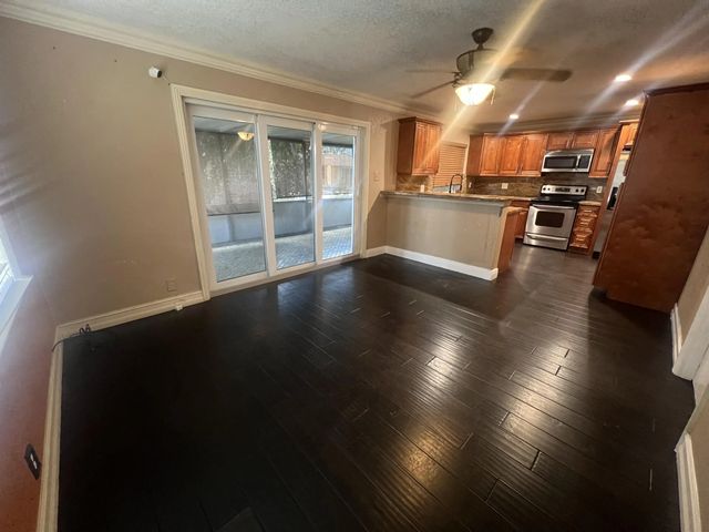 2 of 30 - 511 Sw 63rd Terrace, Margate, FL