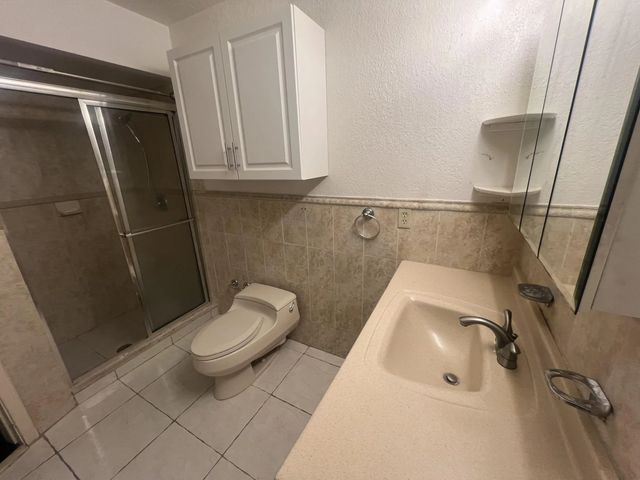 4 of 30 - 511 Sw 63rd Terrace, Margate, FL