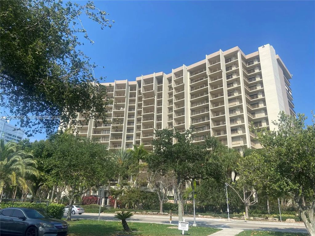 1800 S Ocean Boulevard #301, Lauderdale By The Sea