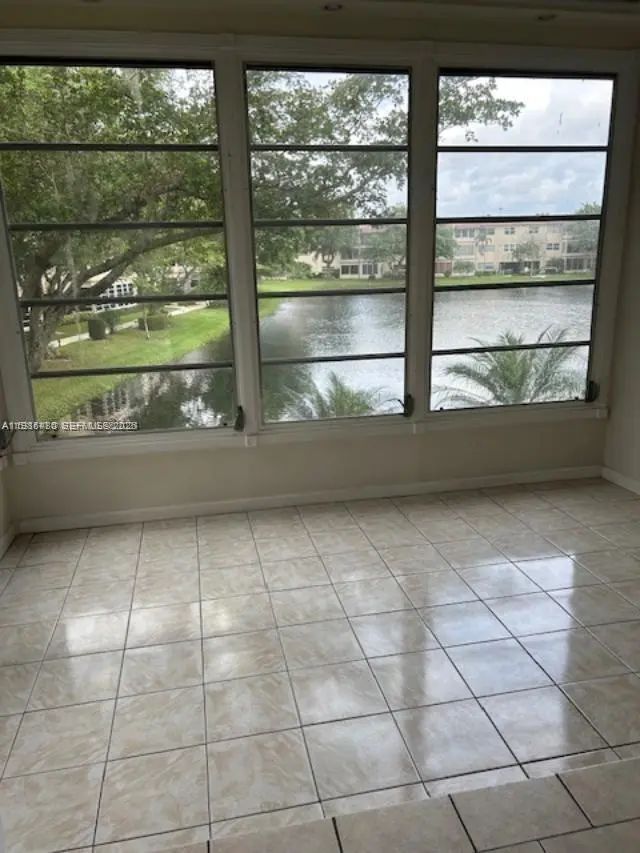 2 of 15 - 5103 Nw 35th Street #503, Lauderdale Lakes, FL