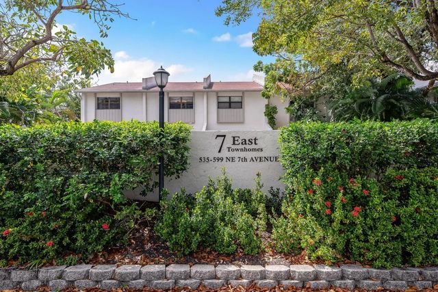 2 of 30 - 563 Ne 7th Avenue #1b, Fort Lauderdale, FL