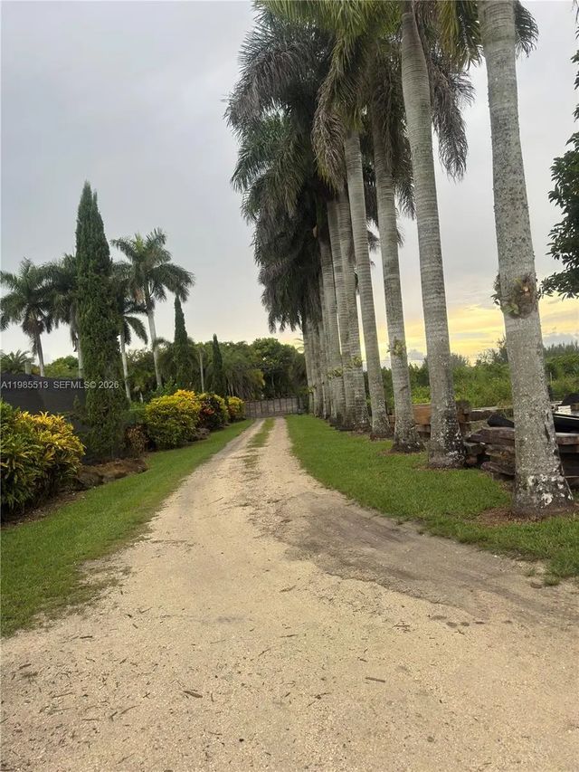 3 of 25 - 15375 Sw 209 Avenue, Miami, FL