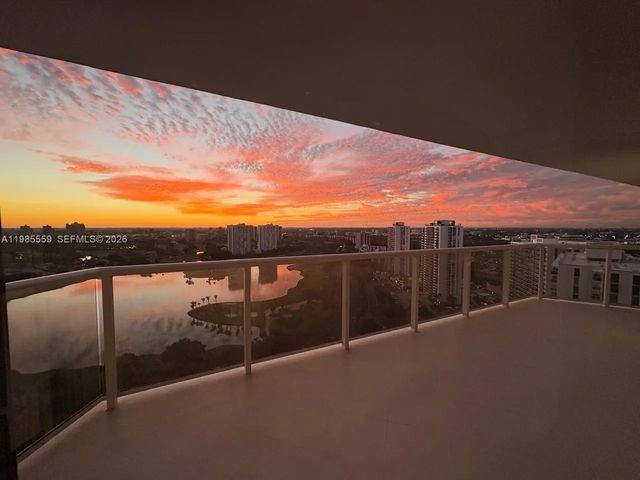 20281 E Country Club Drive #2409, Aventura
