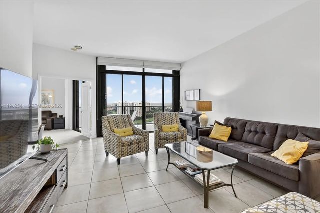 5 of 60 - 20281 E Country Club Drive #ts 5, Aventura, FL