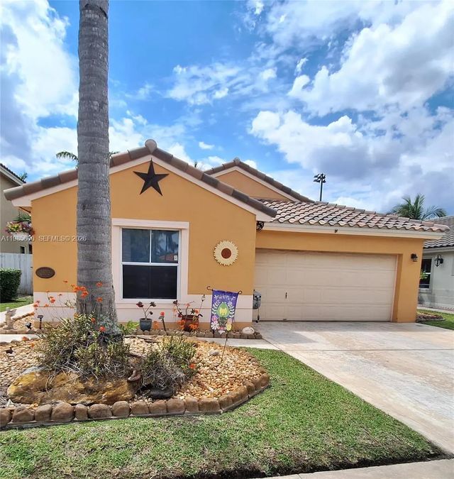 2102 Nw 193rd Avenue, Pembroke Pines
