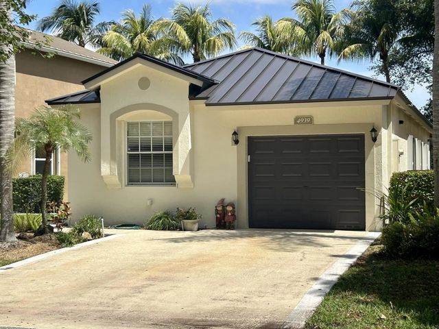 3 of 32 - 4939 Pelican Street, Coconut Creek, FL